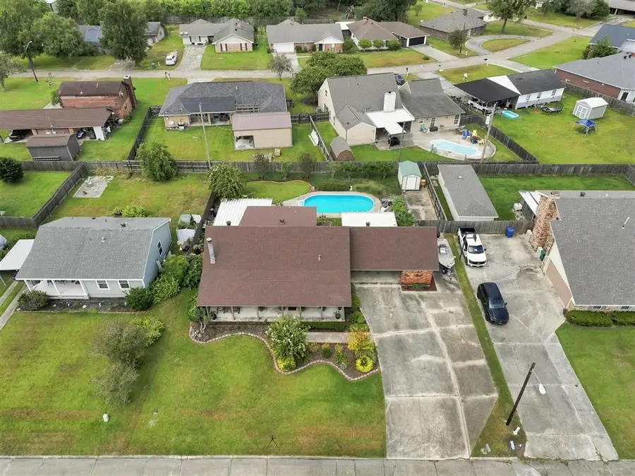 31 Poinsetta Road, Sulphur, LA 70663 - #2