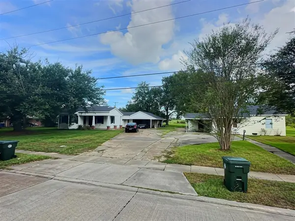 330 W Lagrange Street W, Lake Charles, LA 