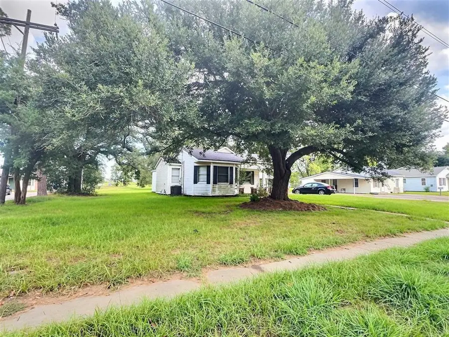 330 W Lagrange Street W, Lake Charles, LA  - #3