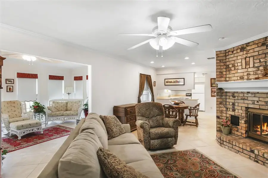 4557 W Meadow Lane W, Lake Charles, LA 70605 - #3
