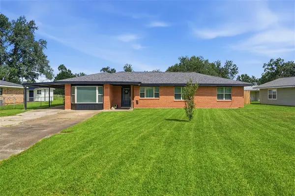 211 Dewitt Street, Westlake, LA 70669