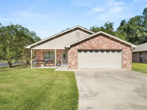 301 N Texas Street N, DeRidder, LA 70634