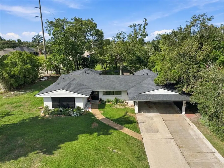 740 W Claude Street W, Lake Charles, LA 70605 - #3
