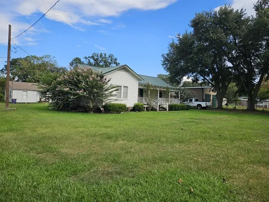 504 N Kinney Avenue N, Iowa, LA 70647 - #2
