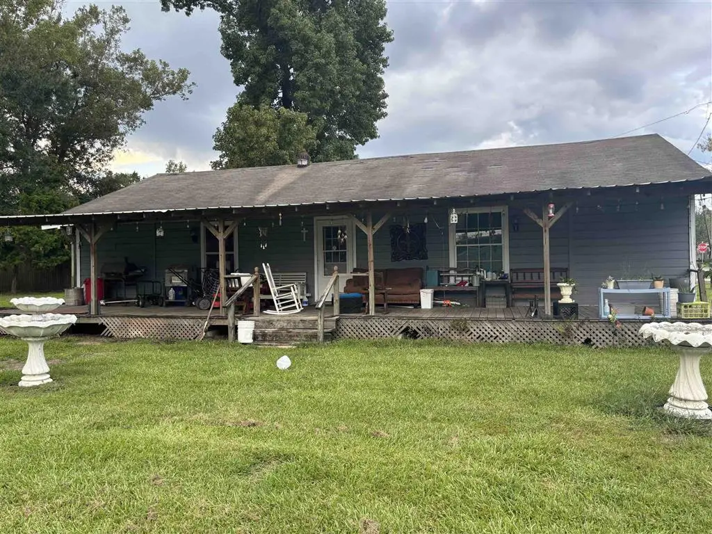 811 N Division St N, Dequincy, LA 70633 - #1