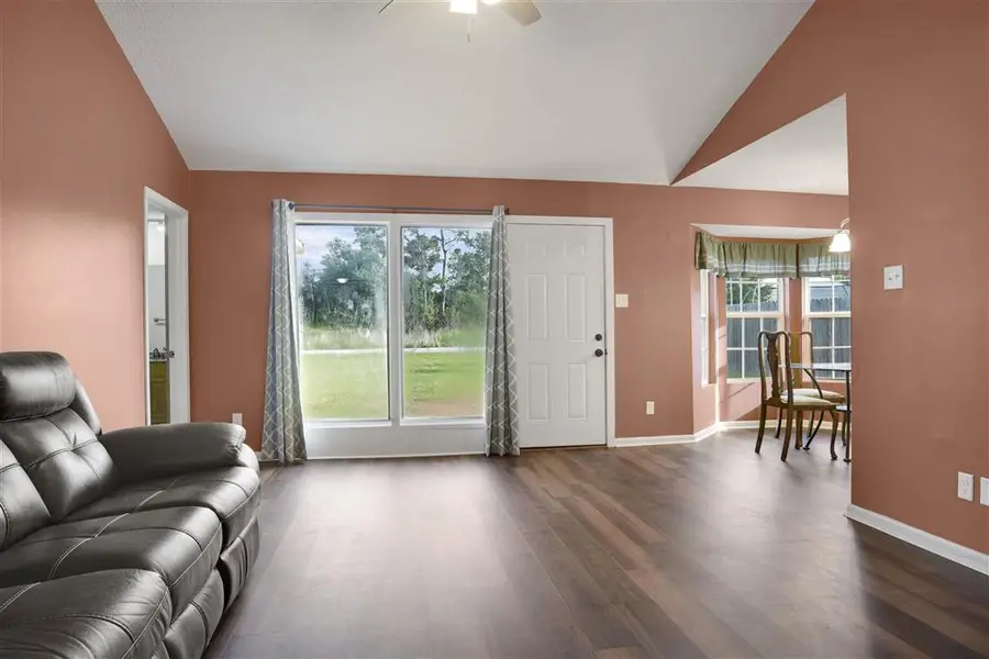 1068 Spanish Mission Trail, Lake Charles, LA 70605 - #3