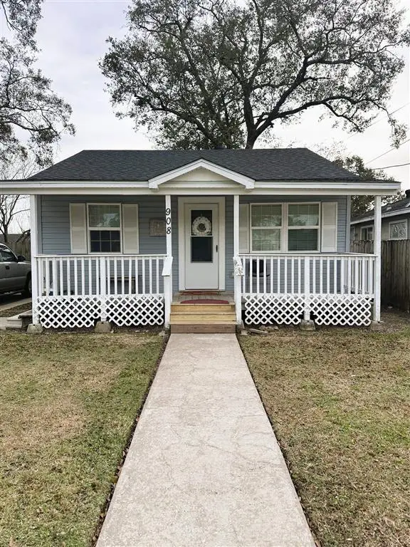 908 Sycamore St Street, Lake Charles, LA 70601