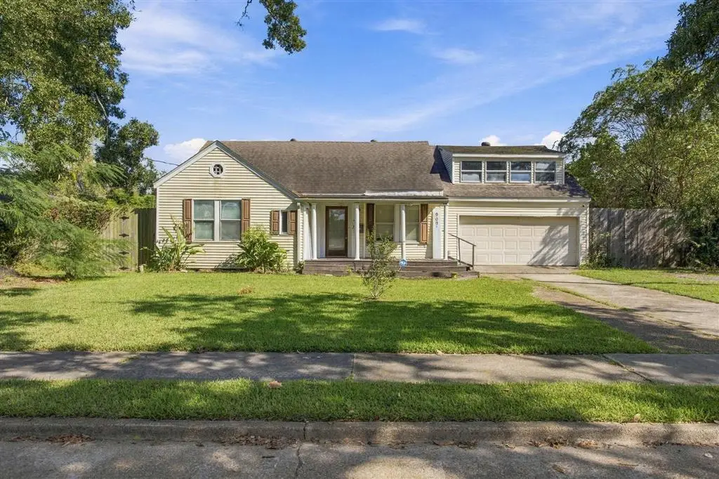 909 5th, Lake Charles, LA 70601 - #1