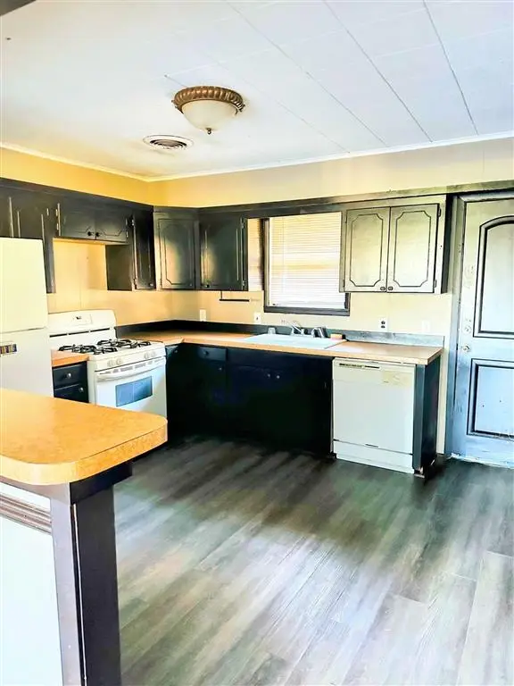 318 W Sallier St Street W, Lake Charles, LA 70601 - #2