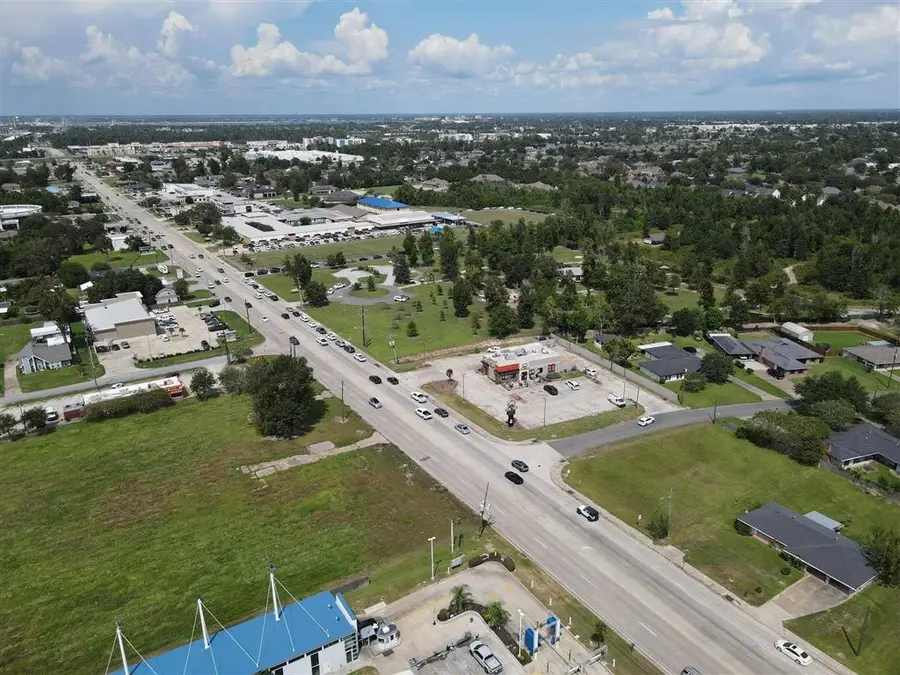 4005 Nelson Road, Lake Charles, LA 70605 - #2