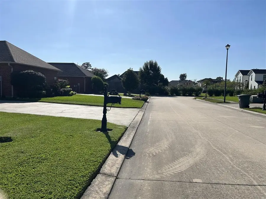 2823 S Locke Point S, Lake Charles, LA 70605 - #2