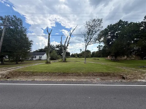 1193 W Tank Farm Road W, Lake Charles, LA 70605