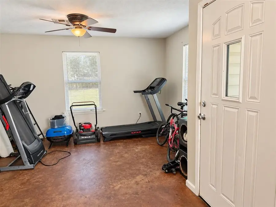 622 Sycamore St Street, Lake Charles, LA 70601 - #2