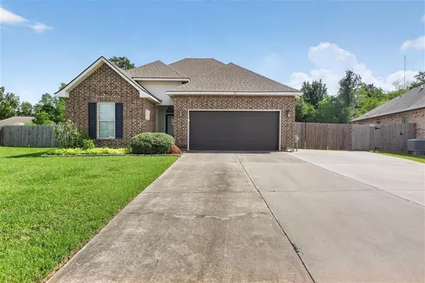 27 Walker Creek Dr Drive, Sulphur, LA 70663