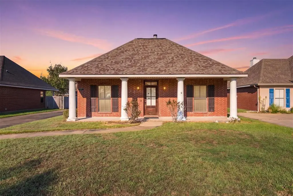 5714 E Dietrich Loop E, Lake Charles, LA 70605 - #1