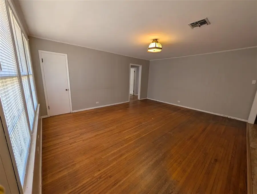 811 Schriever, Jennings, LA 70546 - #3