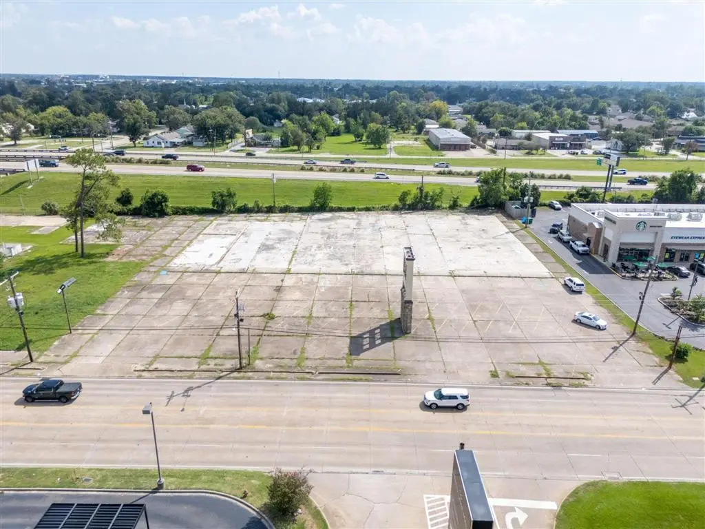 315 W Prien Lake Road W, Lake Charles, LA 70601 - #1
