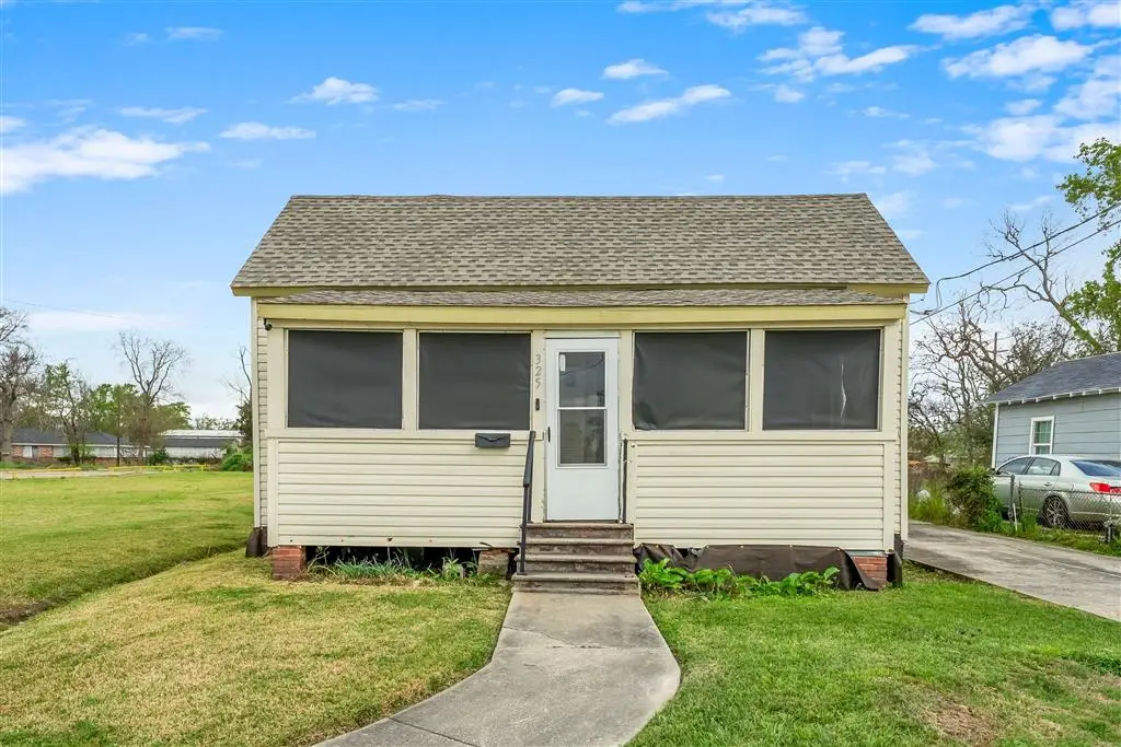 325 N Blake St, Lake Charles, LA 70601 - #1