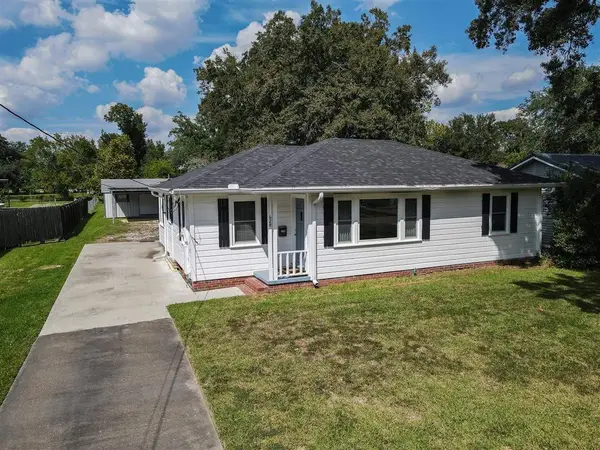 428 W Claude Street W, Lake Charles, LA 70605