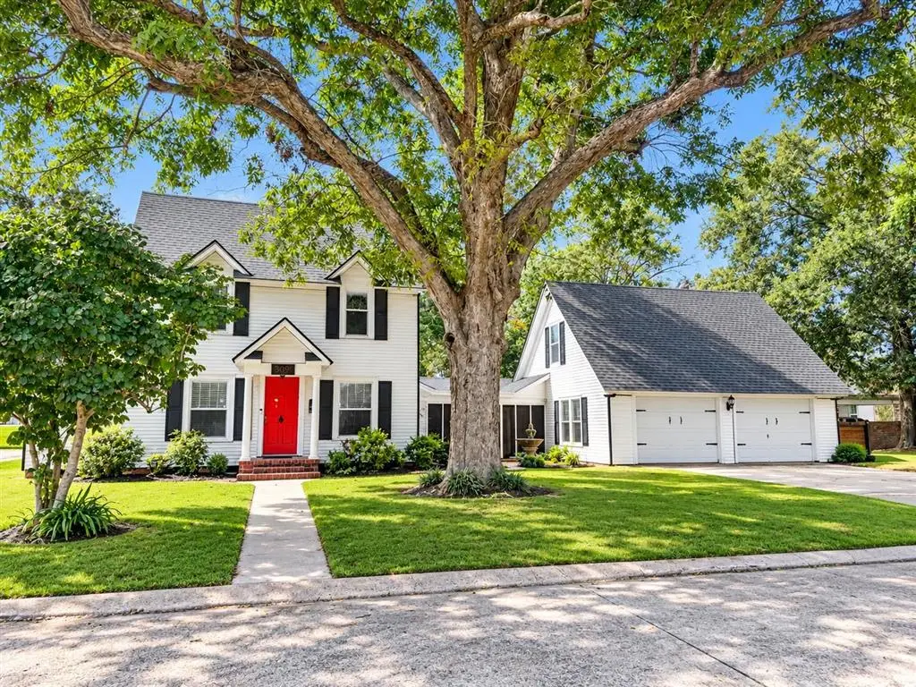307 N Mcfarlain Street N, Jennings, LA 70546 - #1