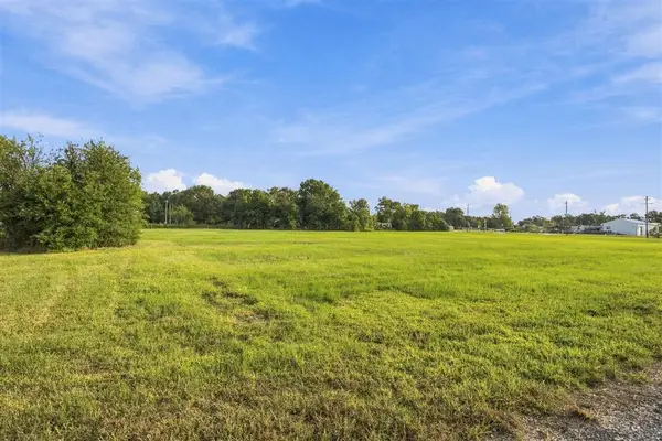5730 Common Street, Lake Charles, LA 70607