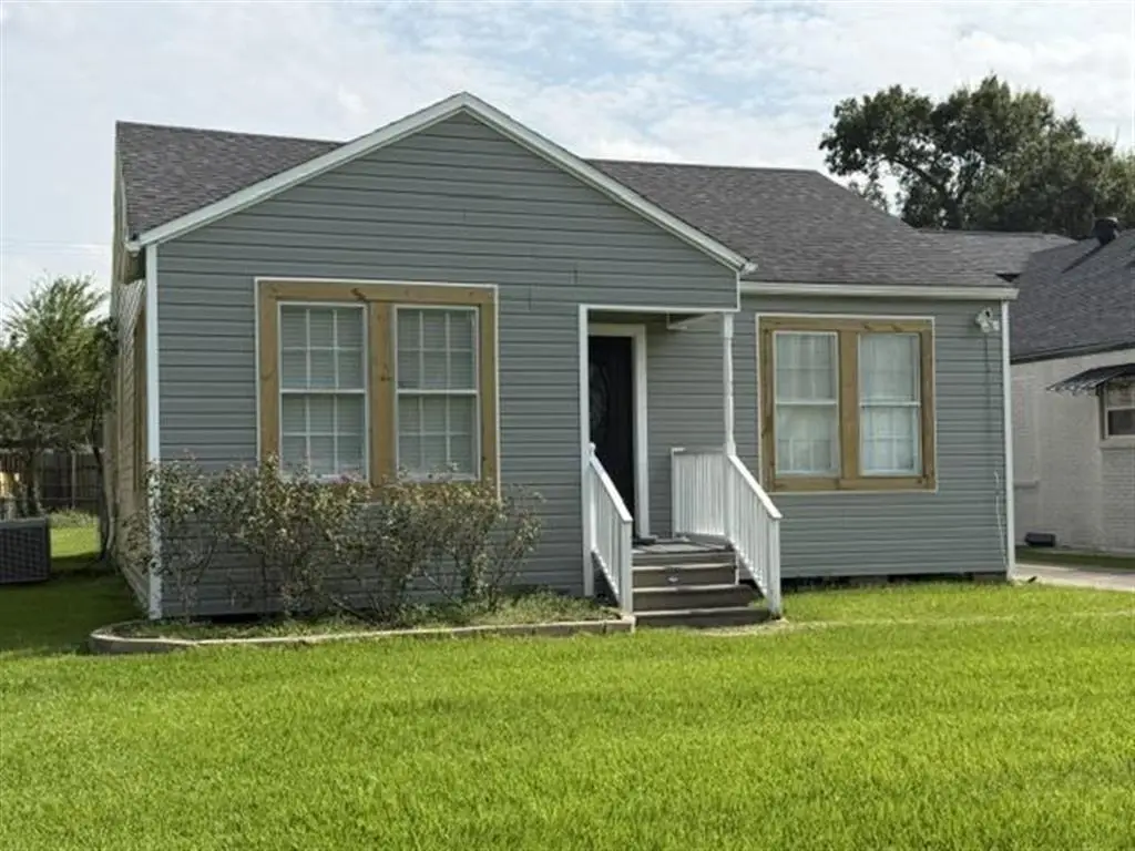910 9th Street, Lake Charles, LA 70601 - #1