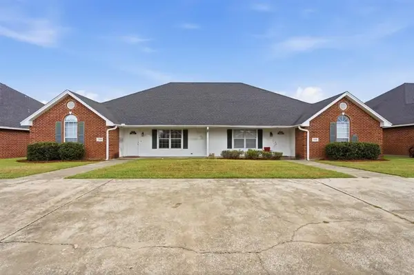 4963-4965 E Vintage Lane E, Lake Charles, LA 70605