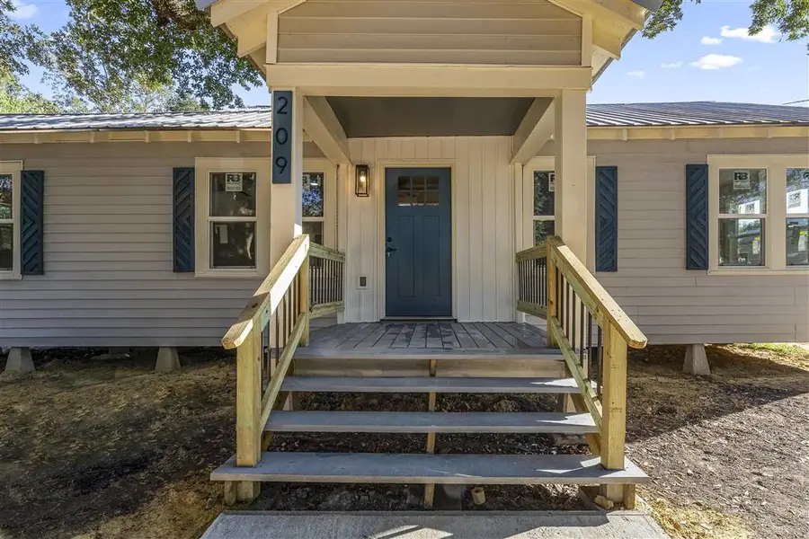 209 Hewitt S Street #1, Welsh, LA 70591 - #2