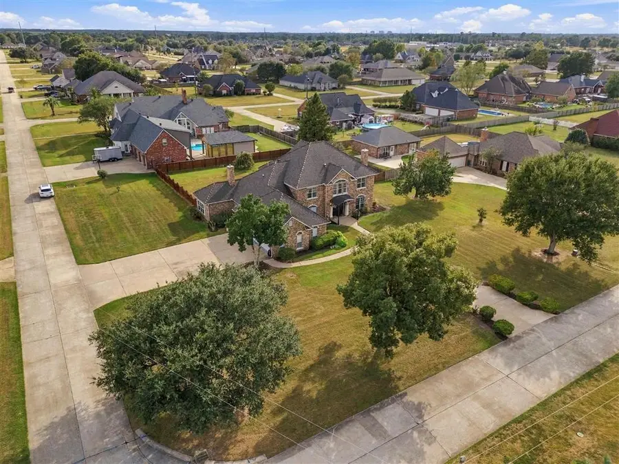 1679 N Crestview Drive N, Lake Charles, LA 70605 - #2