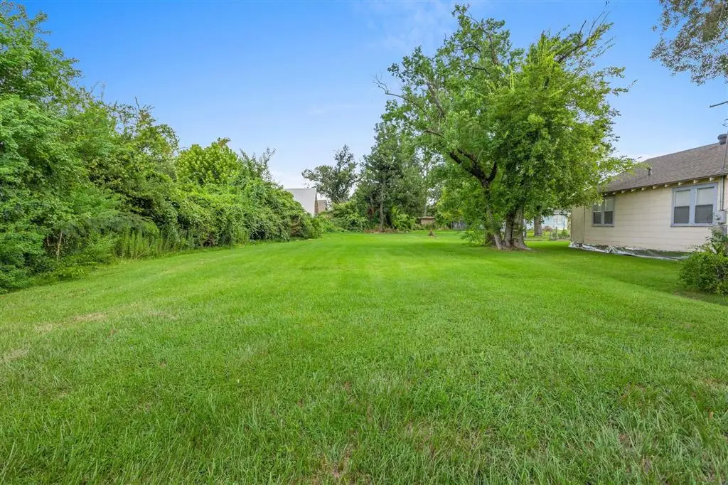 314 W 18th Street W, Lake Charles, LA 70601 - #1
