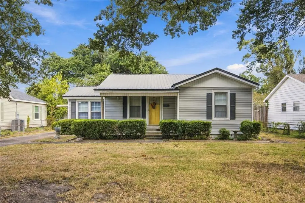 316 W Claude Street W, Lake Charles, LA 70605 - #1