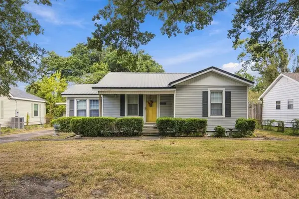 316 W Claude Street W, Lake Charles, LA 70605