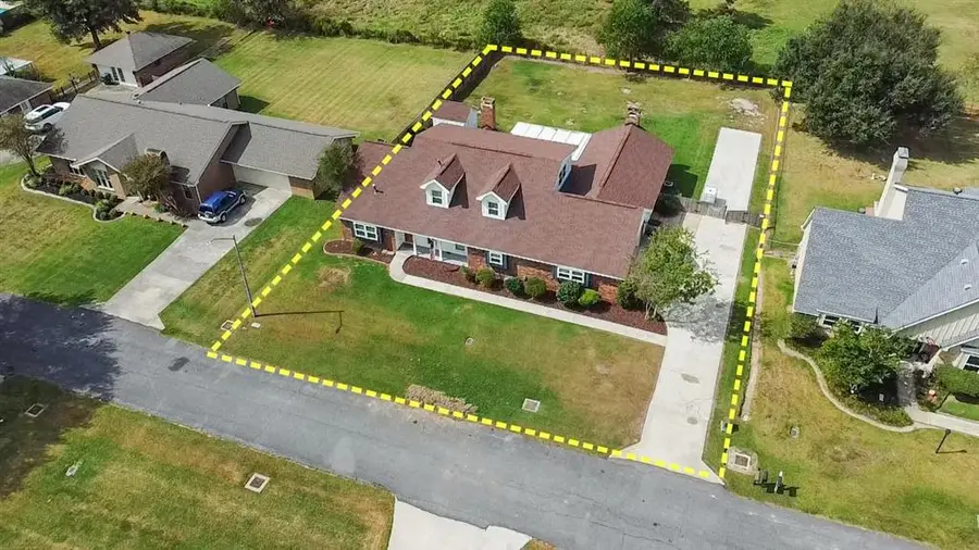 4516 W Quail Hollow Drive W, Lake Charles, LA 70605 - #3