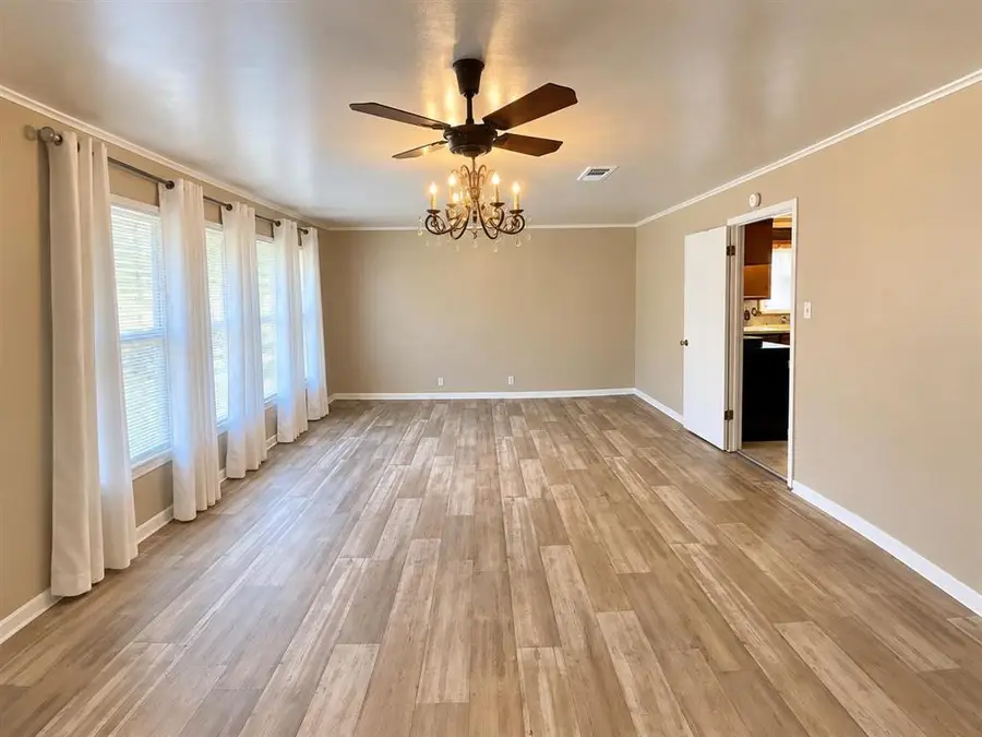 1722 11th St, Lake Charles, LA 70601 - #3