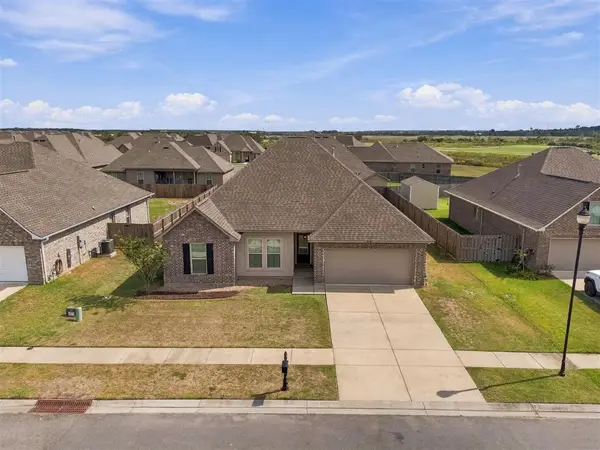 4529 Bear Crossing Lane, Lake Charles, LA 70607