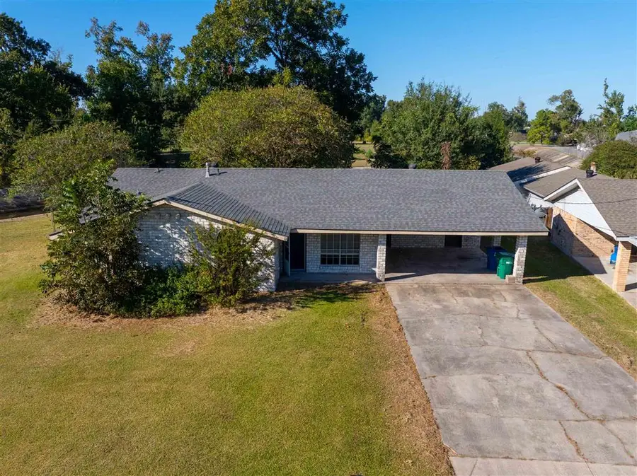 2401 Mary Ann Drive, Sulphur, LA 70663 - #2