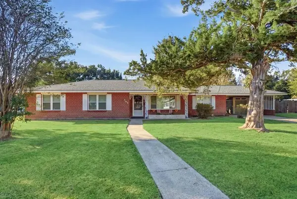 445 Dolby Street, Lake Charles, LA 70605