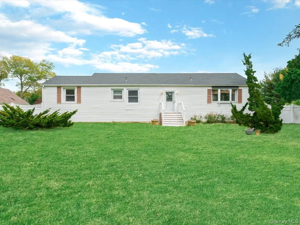 1837 Lincoln Avenue, Holbrook, NY 11741 - #1