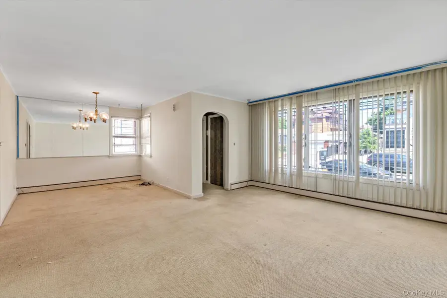 167-14 Jewel Avenue, Fresh Meadows, NY 11365 - #2