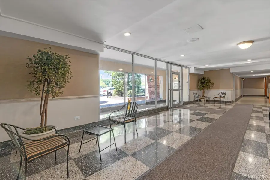 83-35 139 Street #5M, Briarwood, NY 11435 - #2