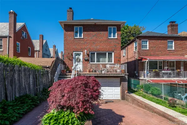 1515 Bantam Place, Bronx, NY 10469