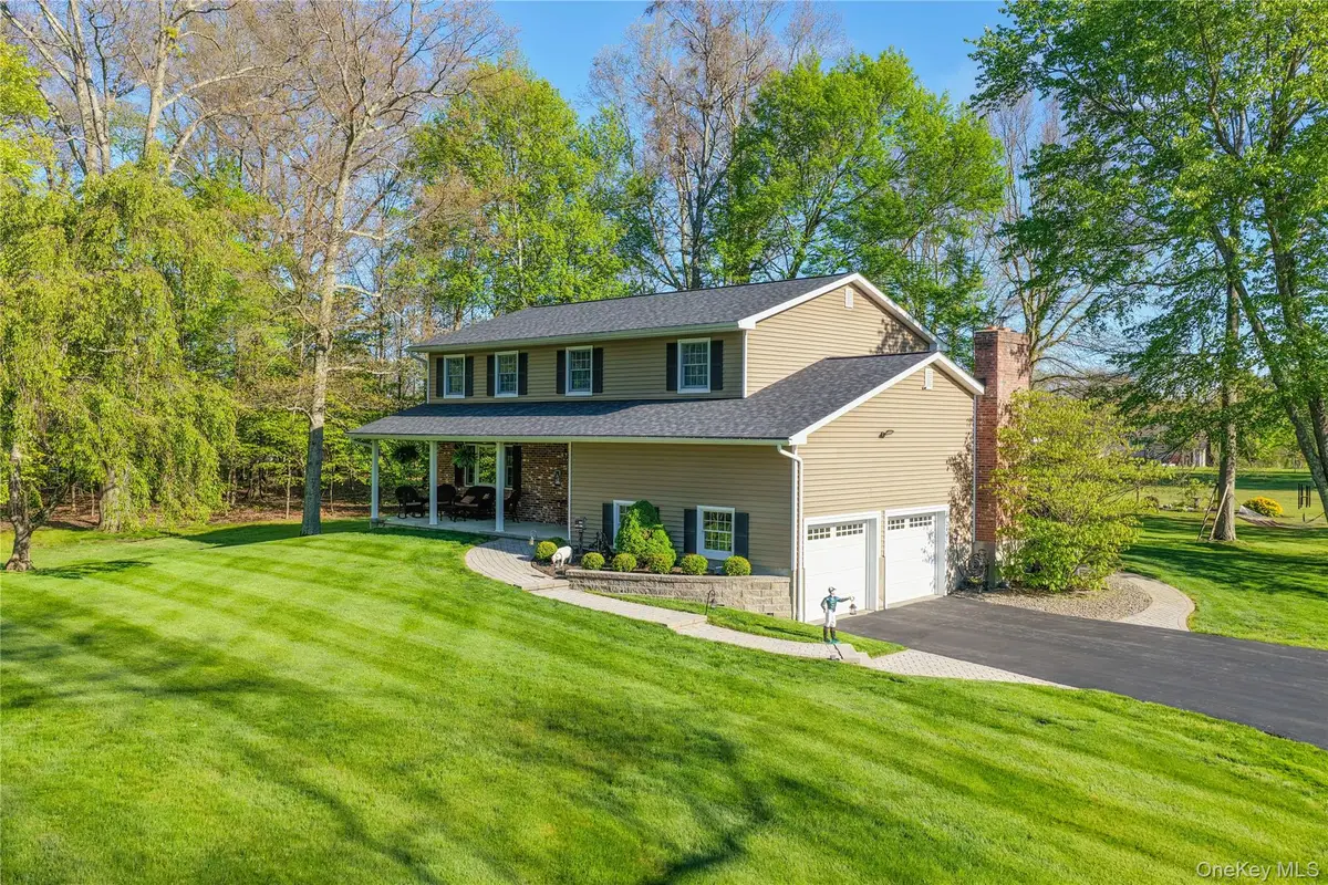 36 River Glen Road, Wallkill, NY 12589 - #1