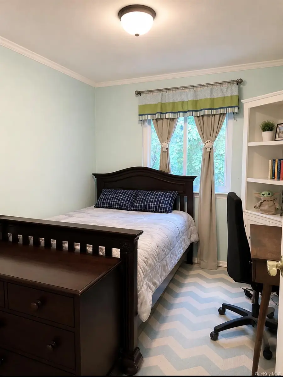 930 Merrick Rd #5, Baldwin, NY 11510 - #3