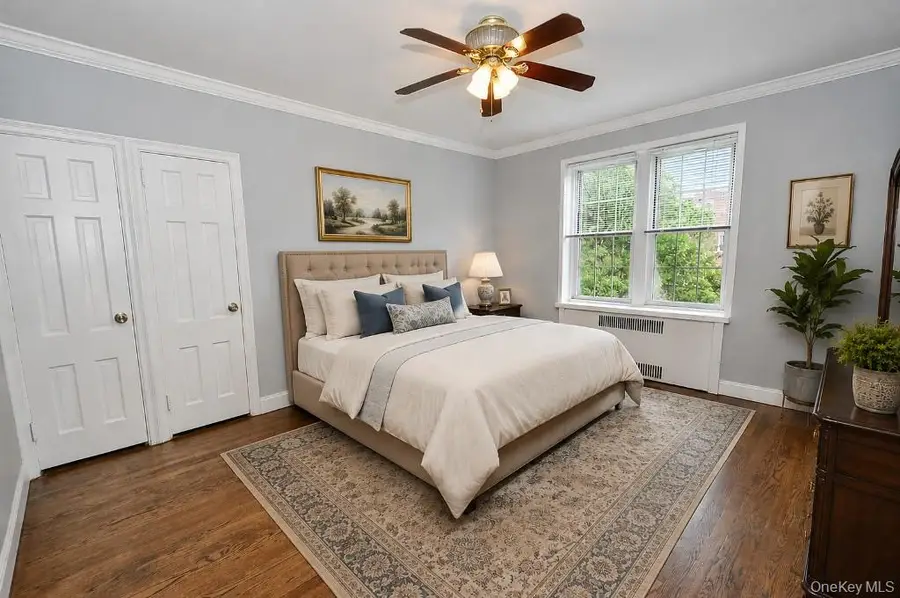 6 Midland Gardens #3D, Bronxville, NY 10708 - #2