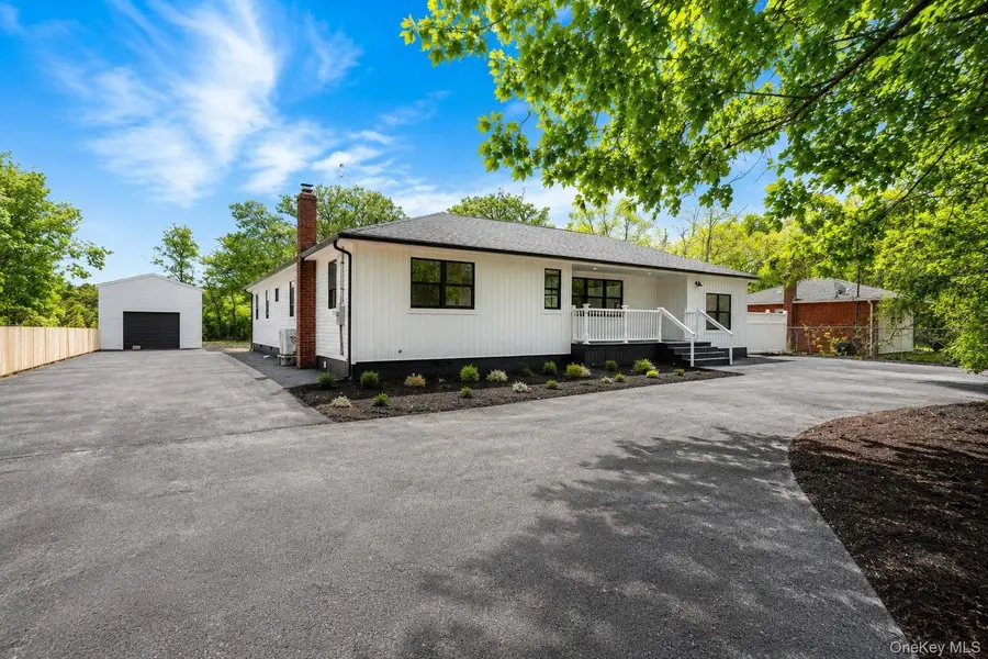 329 Railroad Avenue, Center Moriches, NY 11934 - #2