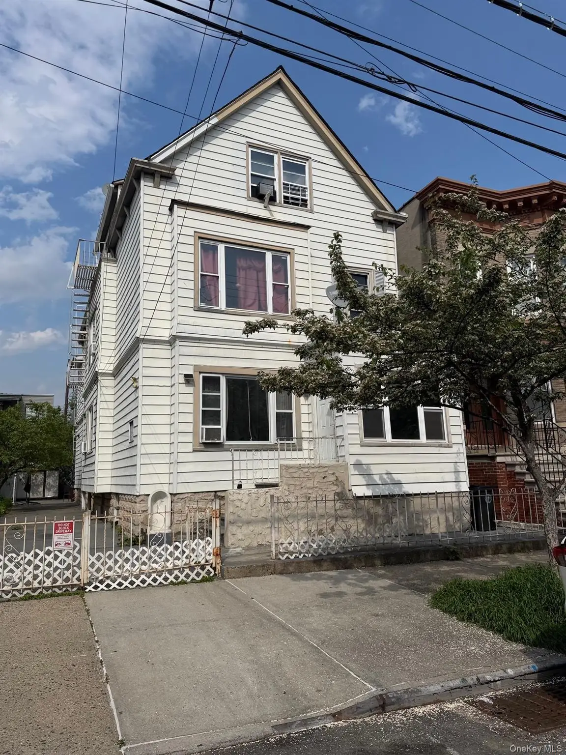 1714 Saint Peters Avenue, Bronx, NY 10461 - #1