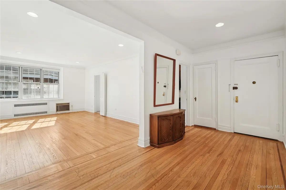 1 Meadow #3H-1, Woodmere, NY 11598 - #1
