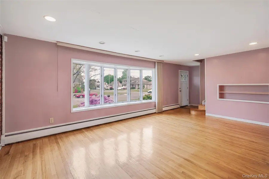75 Barnum Street, West Babylon, NY 11704 - #3