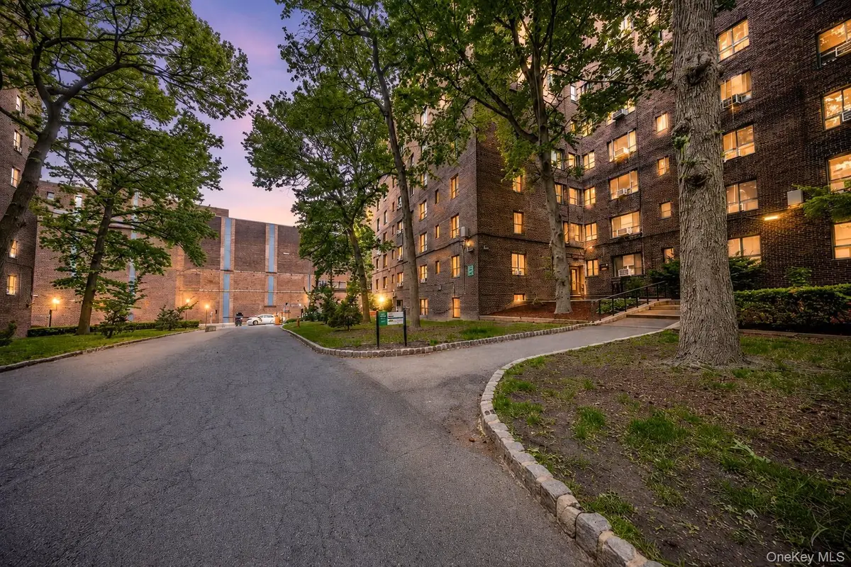 1450 Parkchester Road #4E, Bronx, NY 10462 - #1