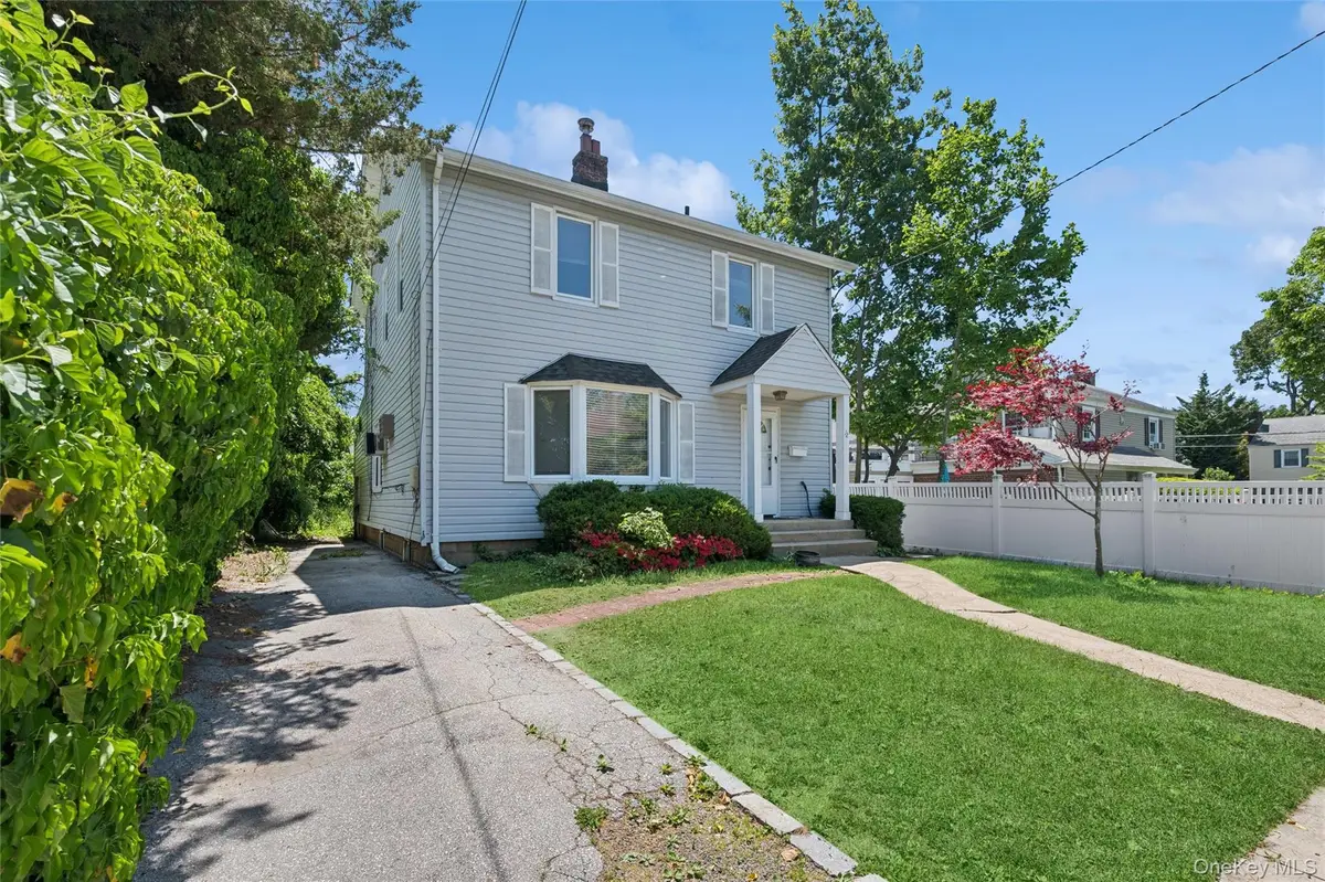 12 Clarkson Street, Malverne, NY 11565 - #1